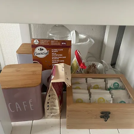 Downtown Apartment, Bike Space *